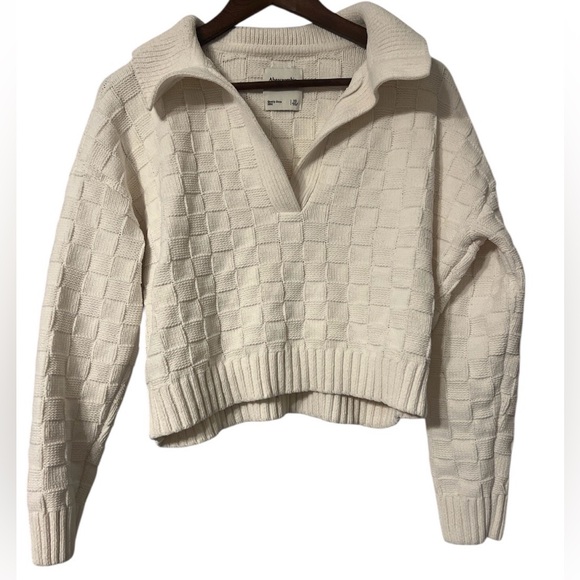 Abercrombie & Fitch Sweaters - Cream Knit Collared V-Neck Sweater - Women